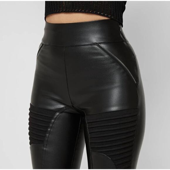 Maniere De Voir Leggings Womens Matte Vegan Leather Contour Side Ankle Zip 2 US - Picture 3 of 8